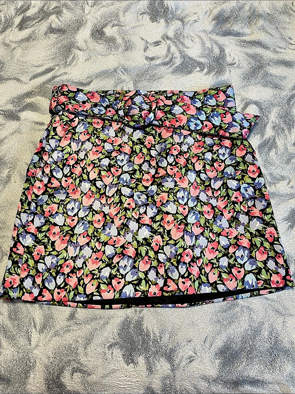 Zara Mini Floral Print Skirt with Belt Black & Pink Medium with Pockets